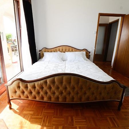 Apartment Glicinija 자다르 외부 사진